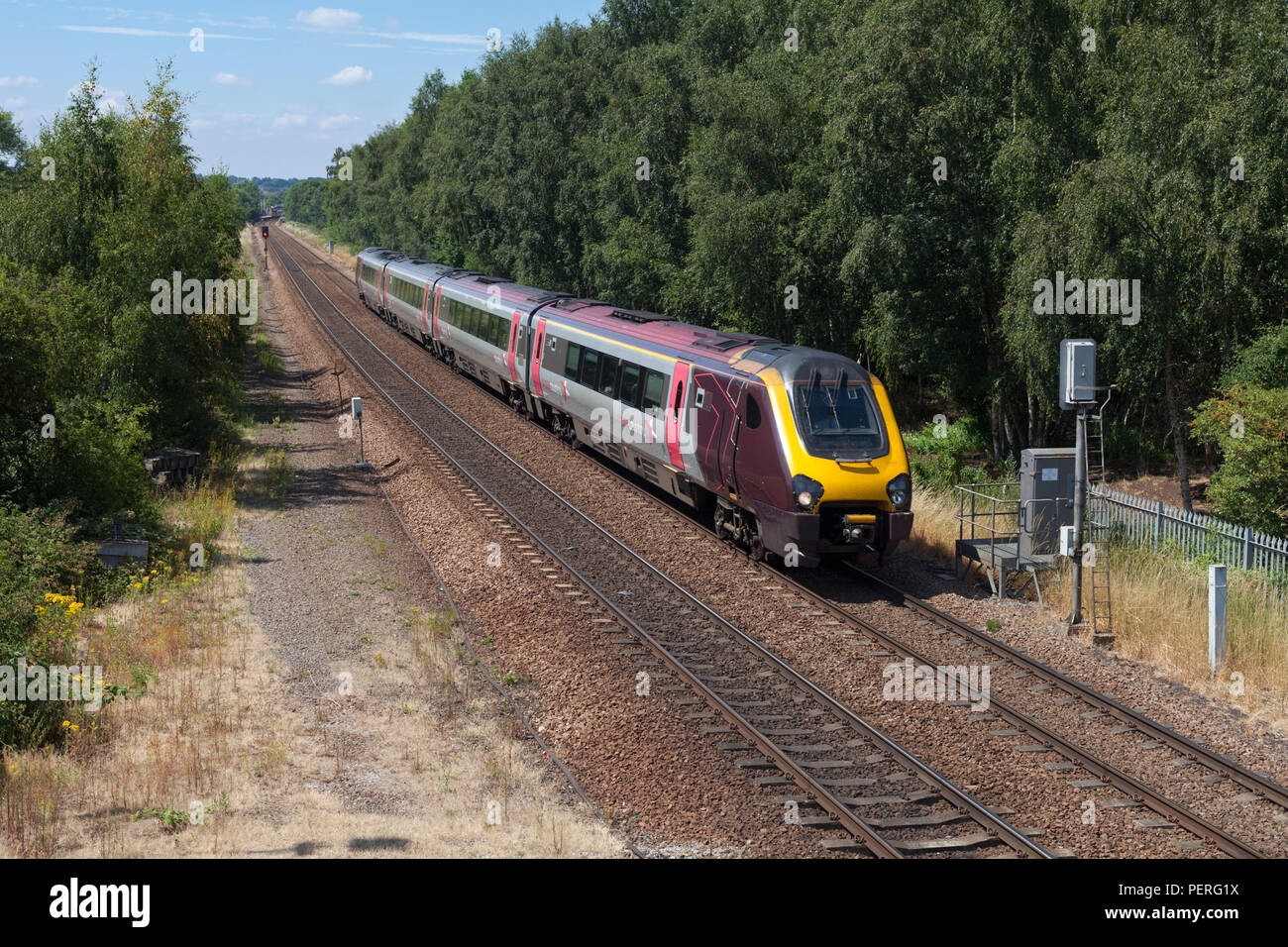 Un ski de classe Voyager 220 Trains disel train ancien (Denaby est de Bawtry, Yorkshire du Sud) Banque D'Images