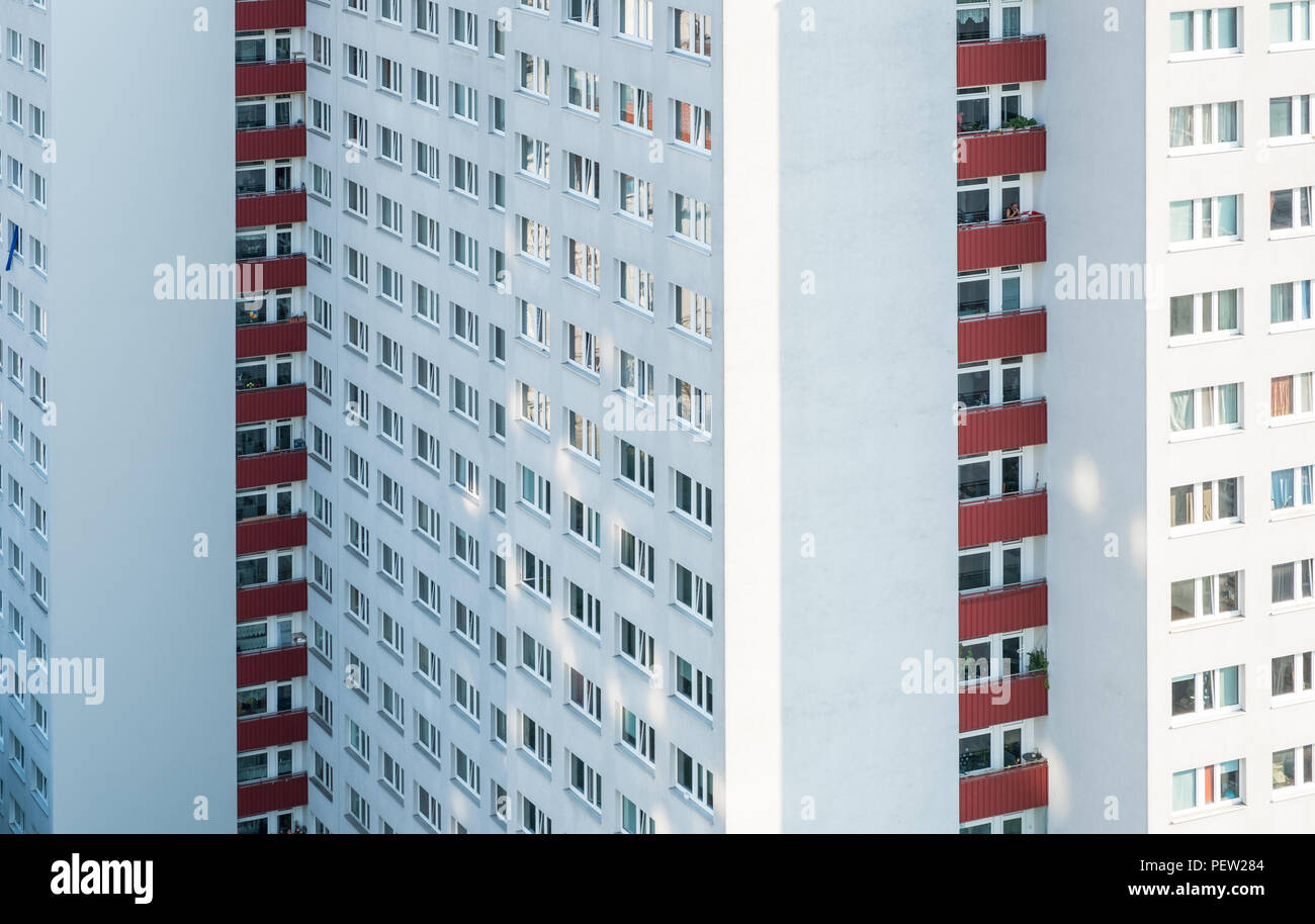 Grand immeuble résidentiel - appartement maison Banque D'Images