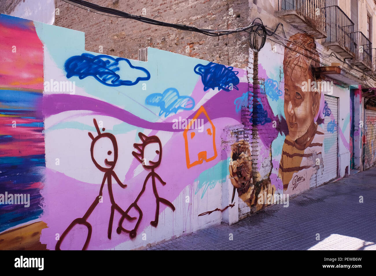 Vue de l'art de rue colorés, une petite fille et les enfants, des dessins à  partir de Malaga, en Andalousie, Espagne, près de la plaza de la Merced  Photo Stock - Alamy