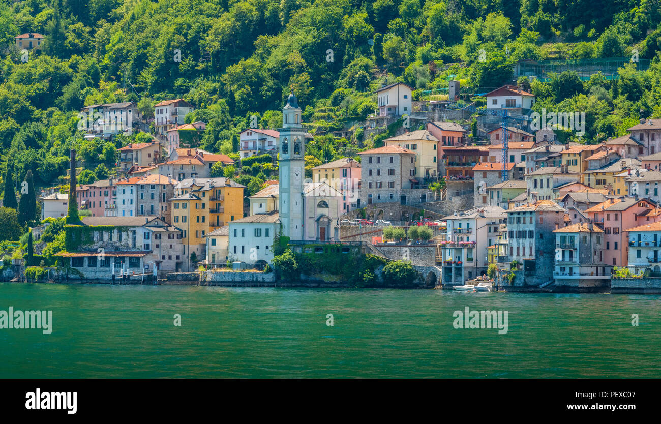 Dans la vue panoramique, sur la Nesso Lac de Côme, Lombardie, Italie. Banque D'Images