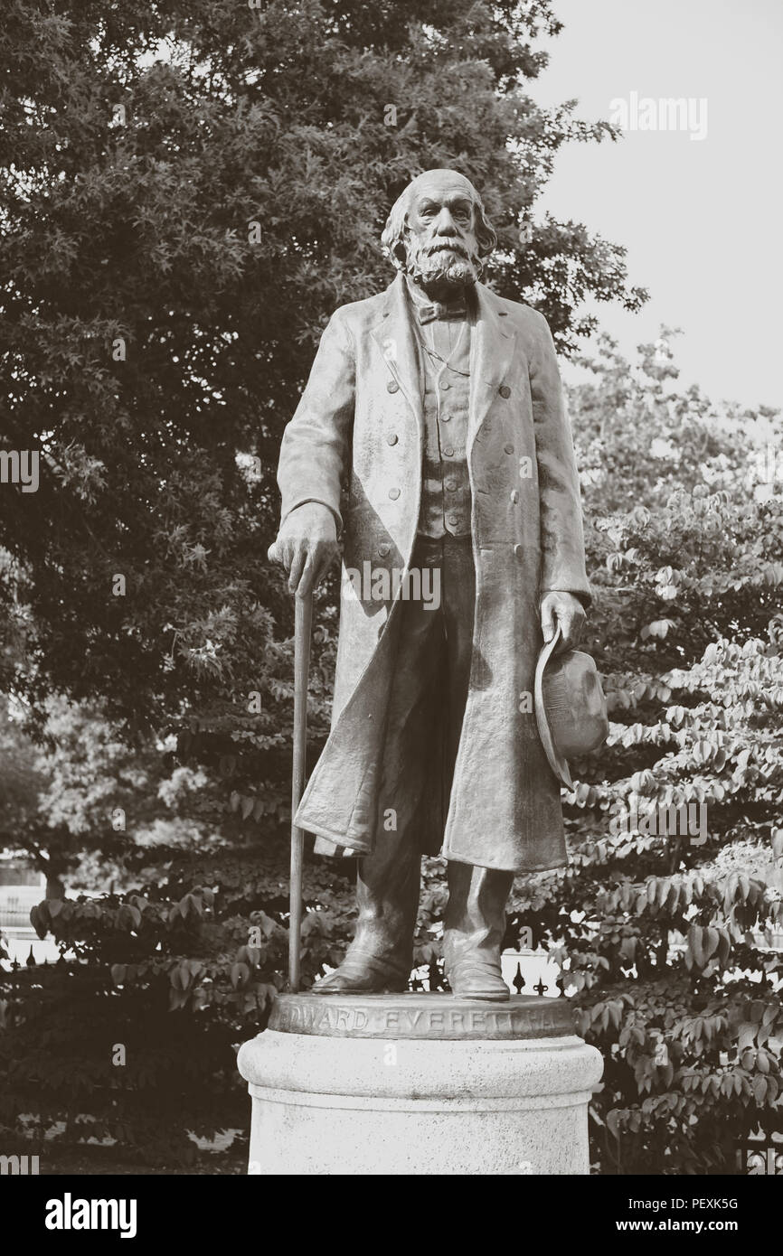 Edward Everett Hale statue au Jardin Public de Boston Banque D'Images