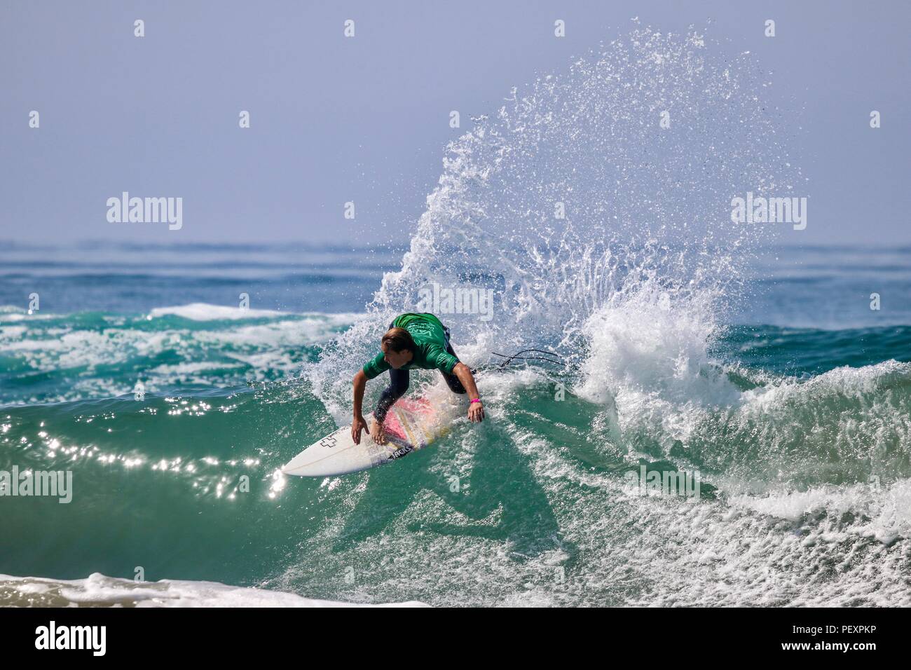 Tyler Gunter concurrentes dans l'US Open de surf 2018 Banque D'Images