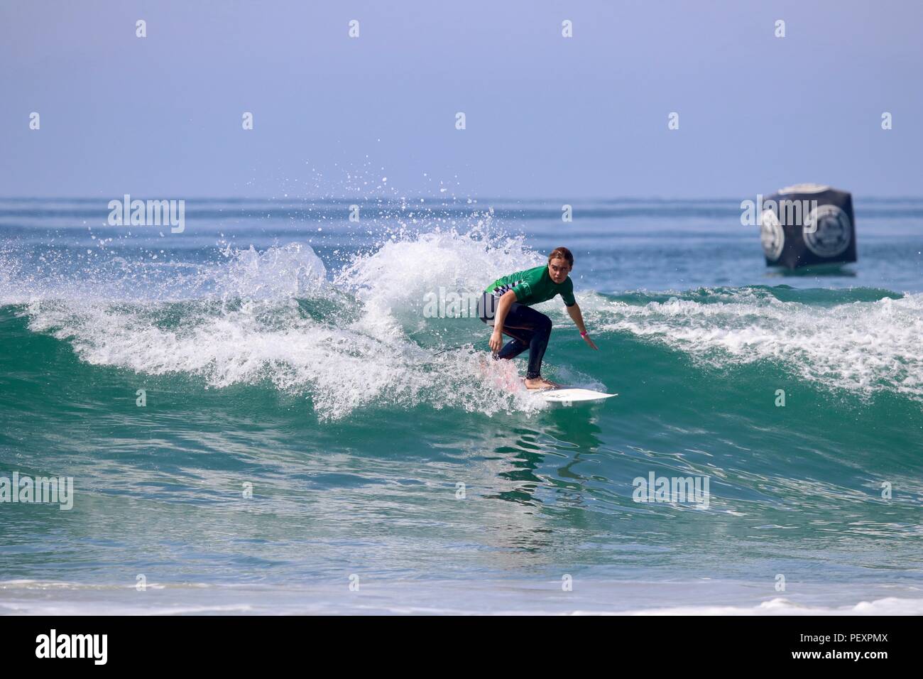 Tyler Gunter concurrentes dans l'US Open de surf 2018 Banque D'Images