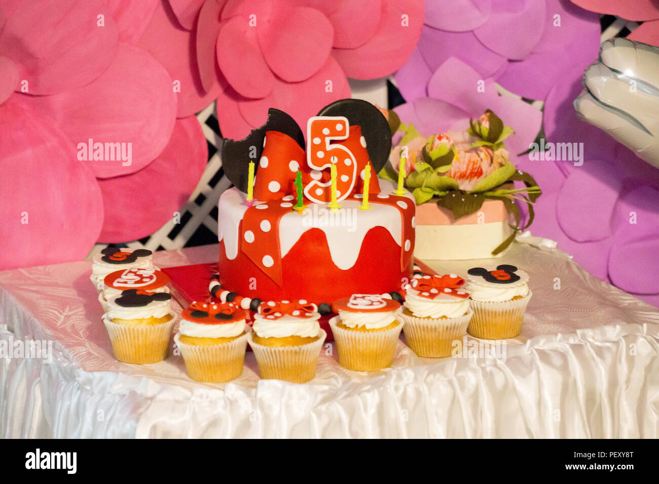 Très savoureux desserts au soirées festives Banque D'Images