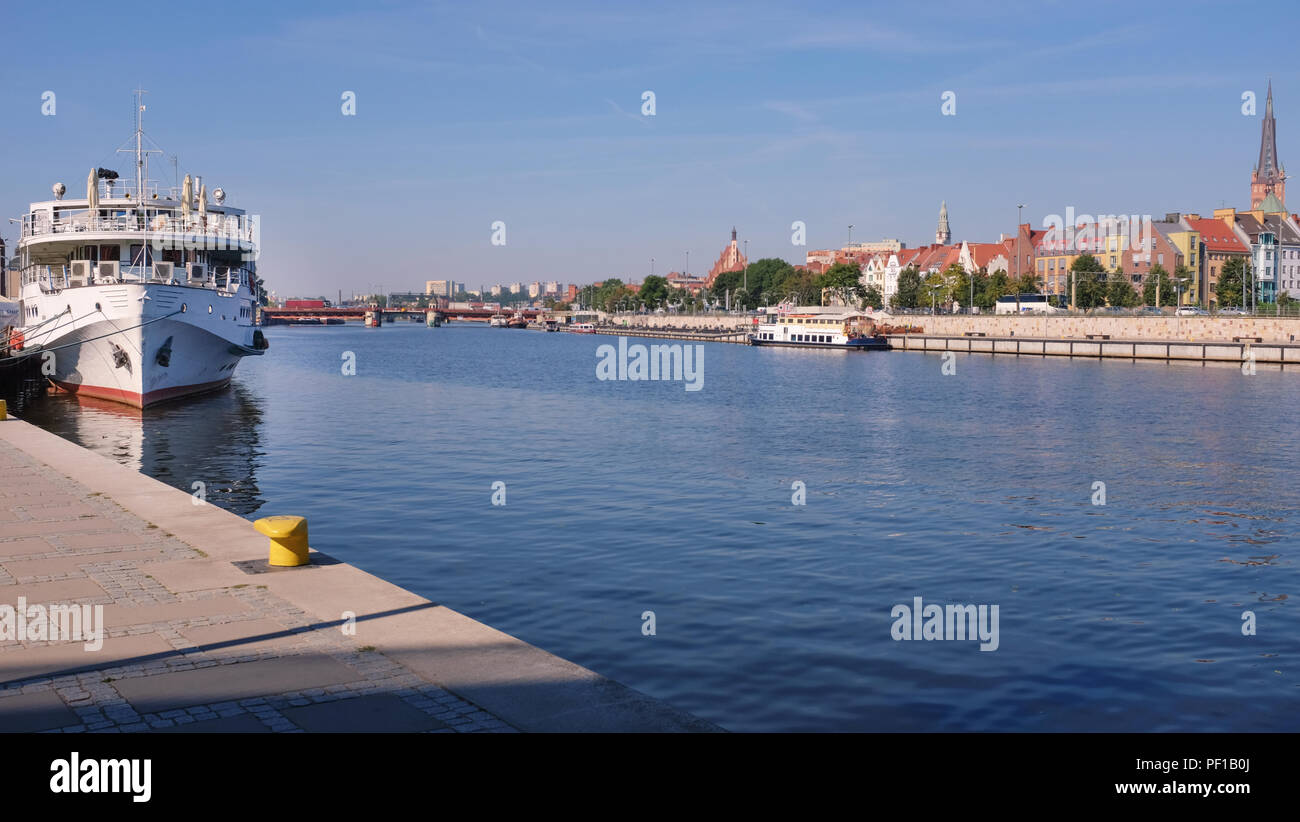 Szczecin, ville portuaire. Vue front de mer, de la vieille ville Banque D'Images