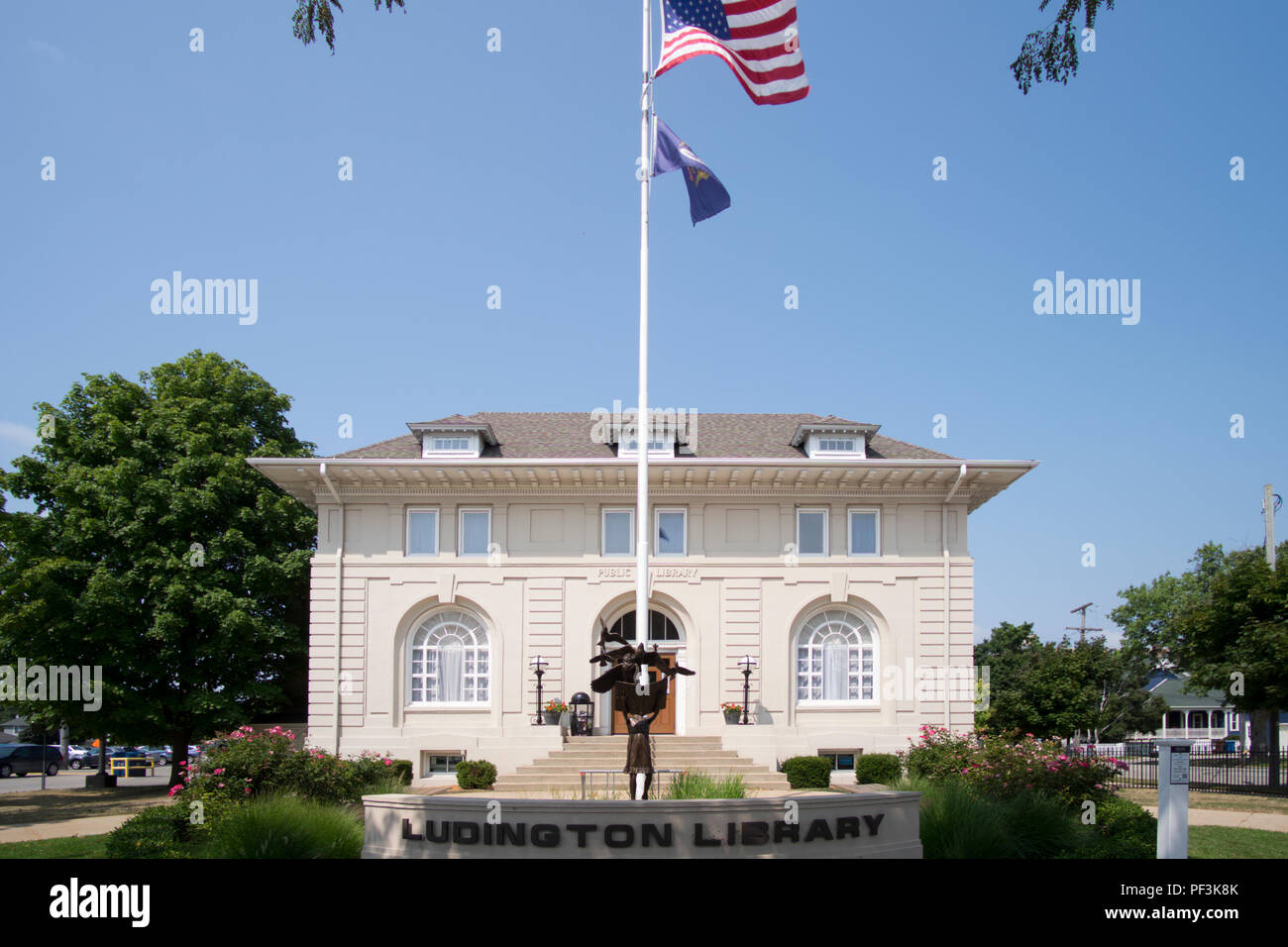 Bibliothèque publique dans le centre-ville de Ludington, Michigan, USA. Banque D'Images