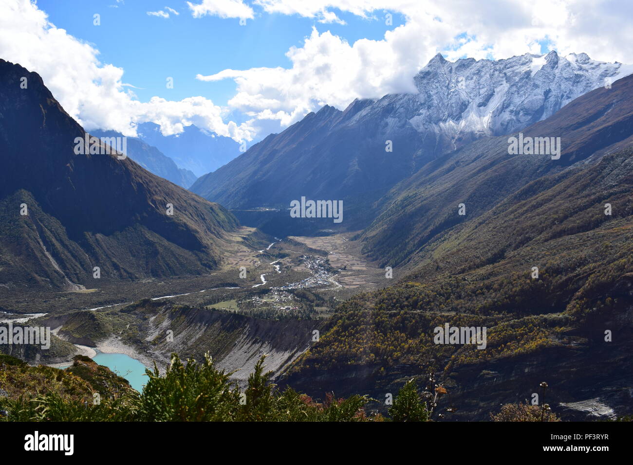 Trekking au Manaslu Circuit, Népal Banque D'Images