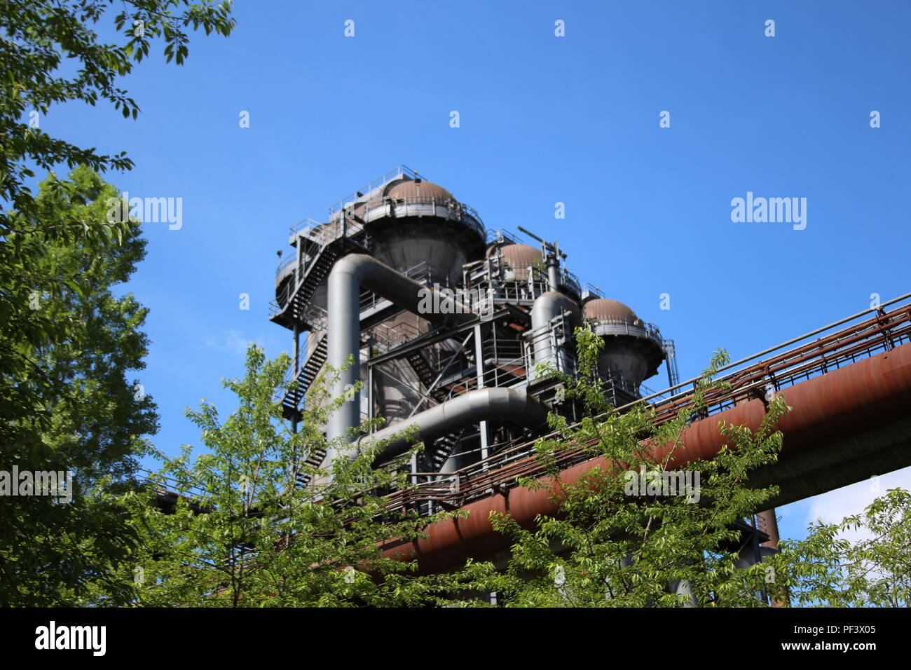 Vieux arrêter l'industrie de l'acier au Landschaftspark Duisburg Banque D'Images