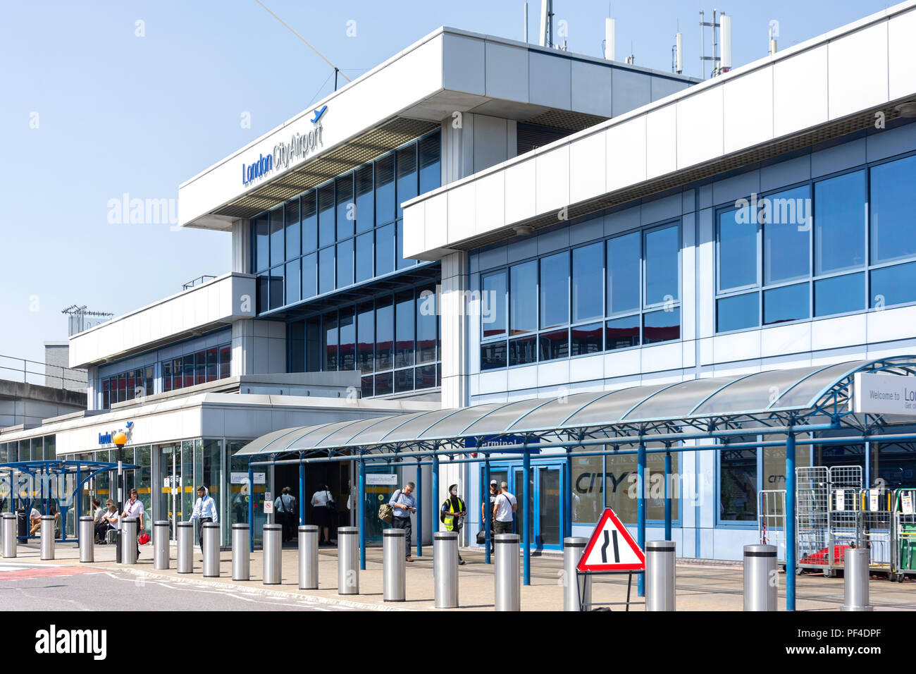 Entrée principale, l'aéroport de London City, Silvertown, London, Greater London, Angleterre, Royaume-Uni Banque D'Images