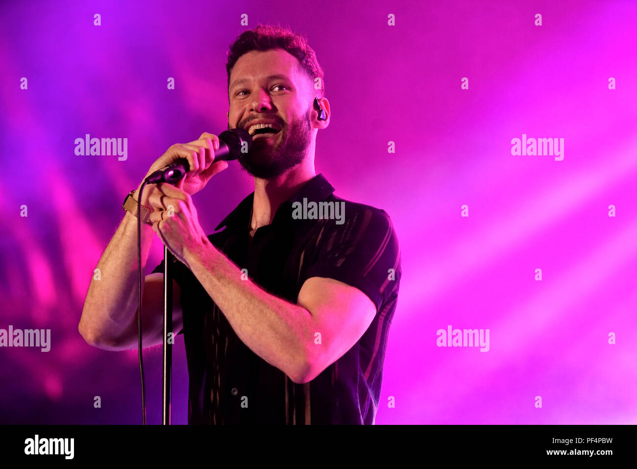 La chanteuse britannique Calum Scott chanter au festival de la fierté LGBT.Montreal,Canada Banque D'Images