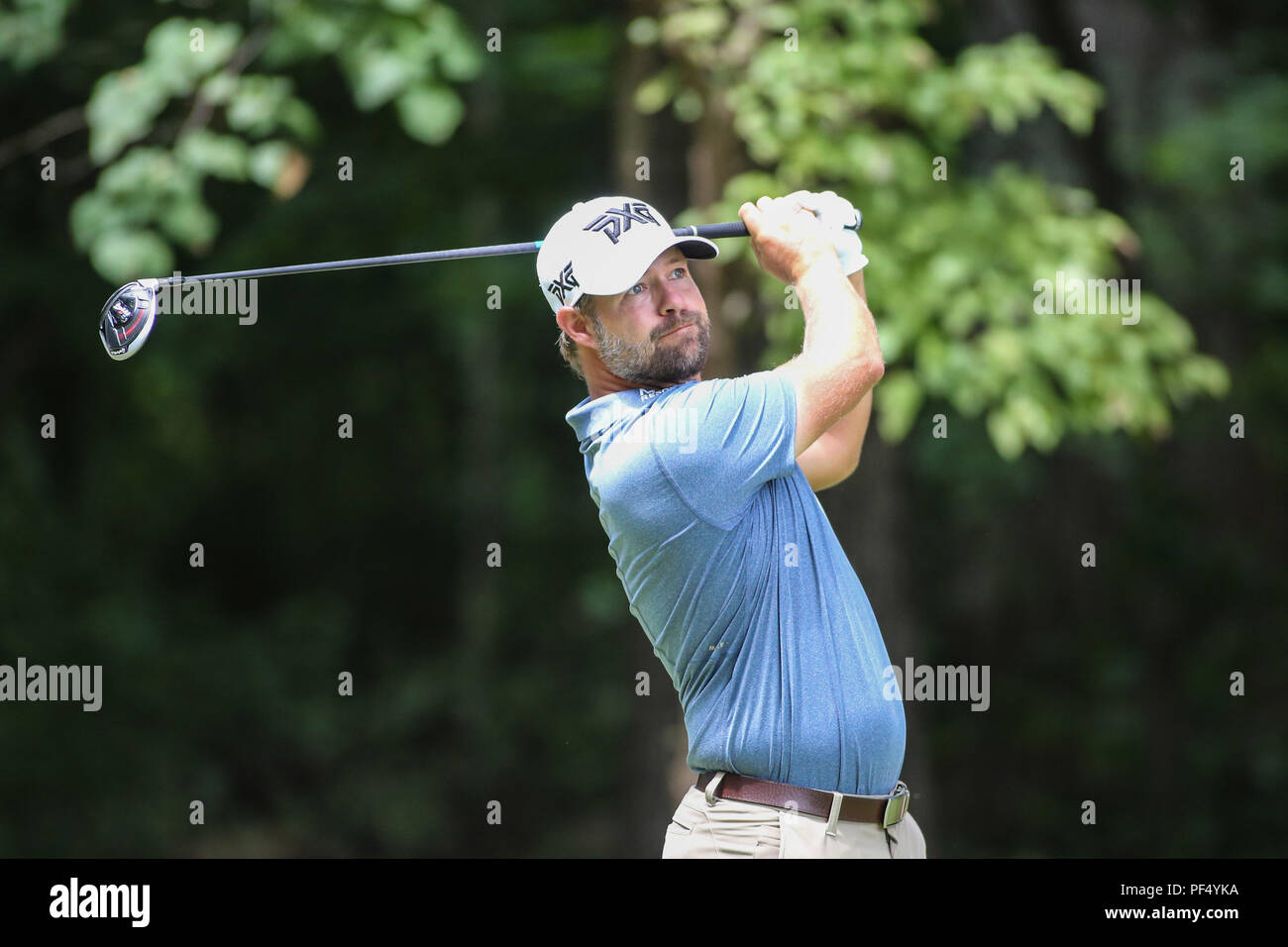 Cours de Greensboro, Caroline du Nord, USA. 19 août, 2018. 19 août 2018 : Ryan Moore tees au large de la deuxième pièce en t au cours de la ronde finale de l'Wyndham Championship à Sedgefield Country Club à Greensboro, NC. Jonathan Huff/CSM Crédit : Cal Sport Media/Alamy Live News Crédit : Cal Sport Media/Alamy Live News Banque D'Images