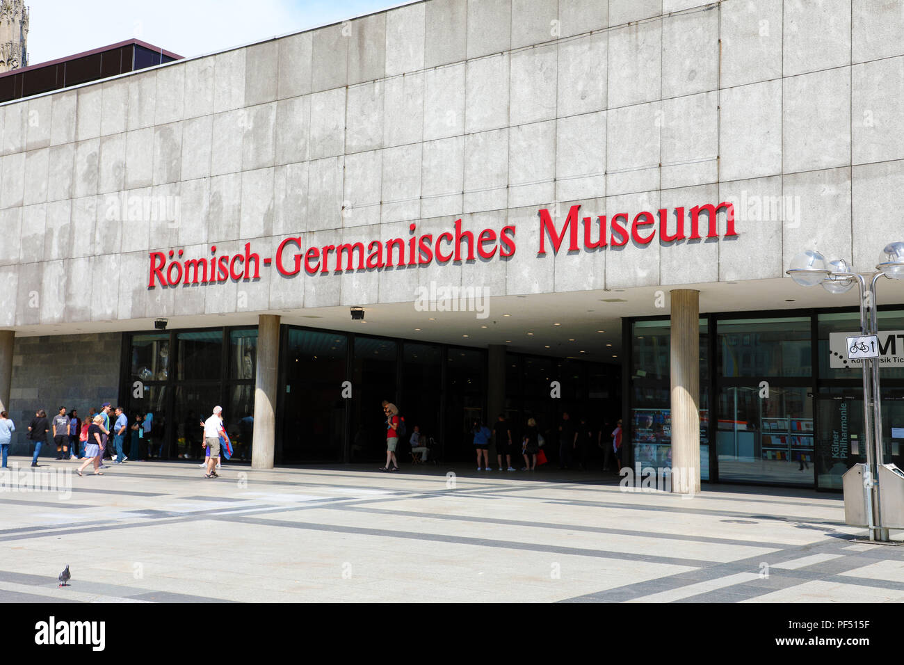 COLOGNE, ALLEMAGNE - 31 MAI 2018 : entrée de musée romain-germanique (Römisch-Germanisches Museum) à Cologne, Allemagne Banque D'Images