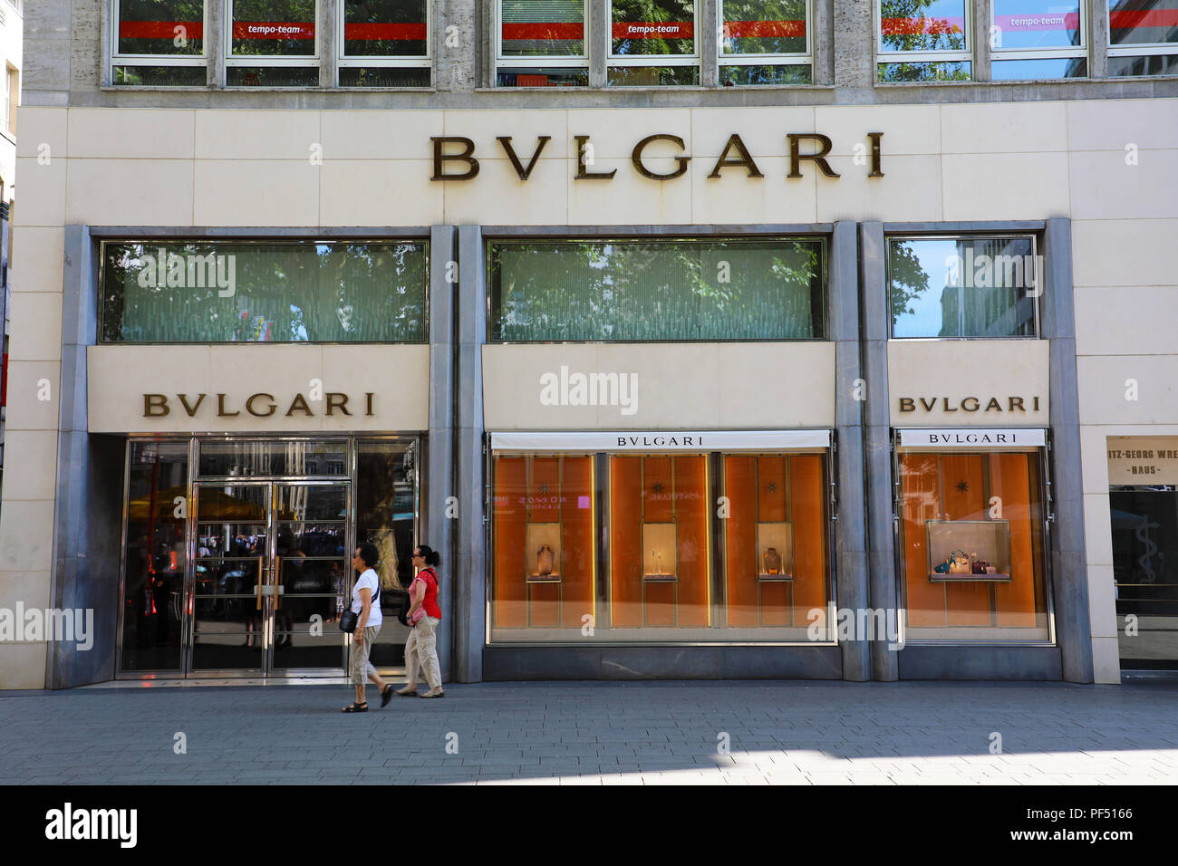 COLOGNE, ALLEMAGNE - 31 MAI 2018 : Boutique Bulgari à Cologne, Allemagne Banque D'Images