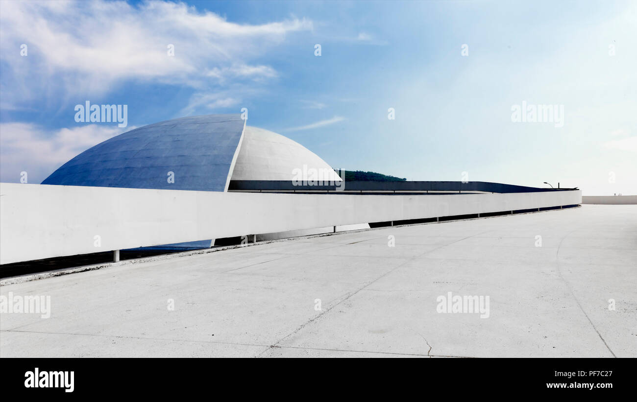 Fondation (Foundation) Oscar Niemeyer, Niteroi, Rio de Janeiro Banque D'Images