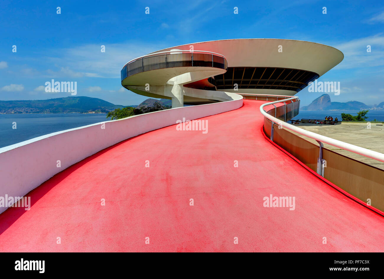 Musée d'Art Contemporain de Niterói par Banque D'Images