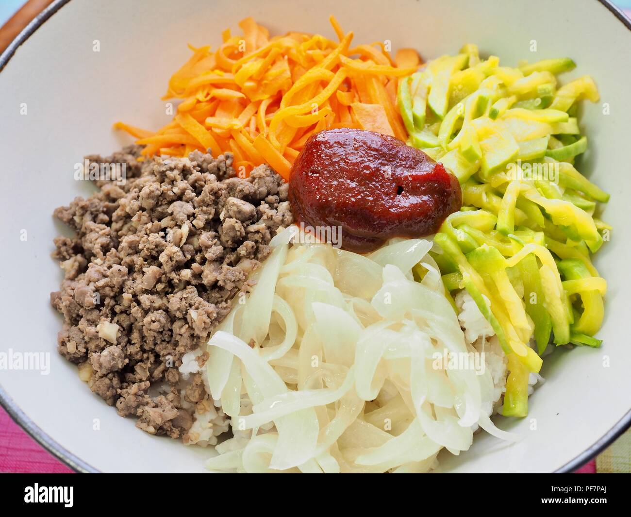 Boeuf et légumes aliments coréens bibimbap Banque D'Images