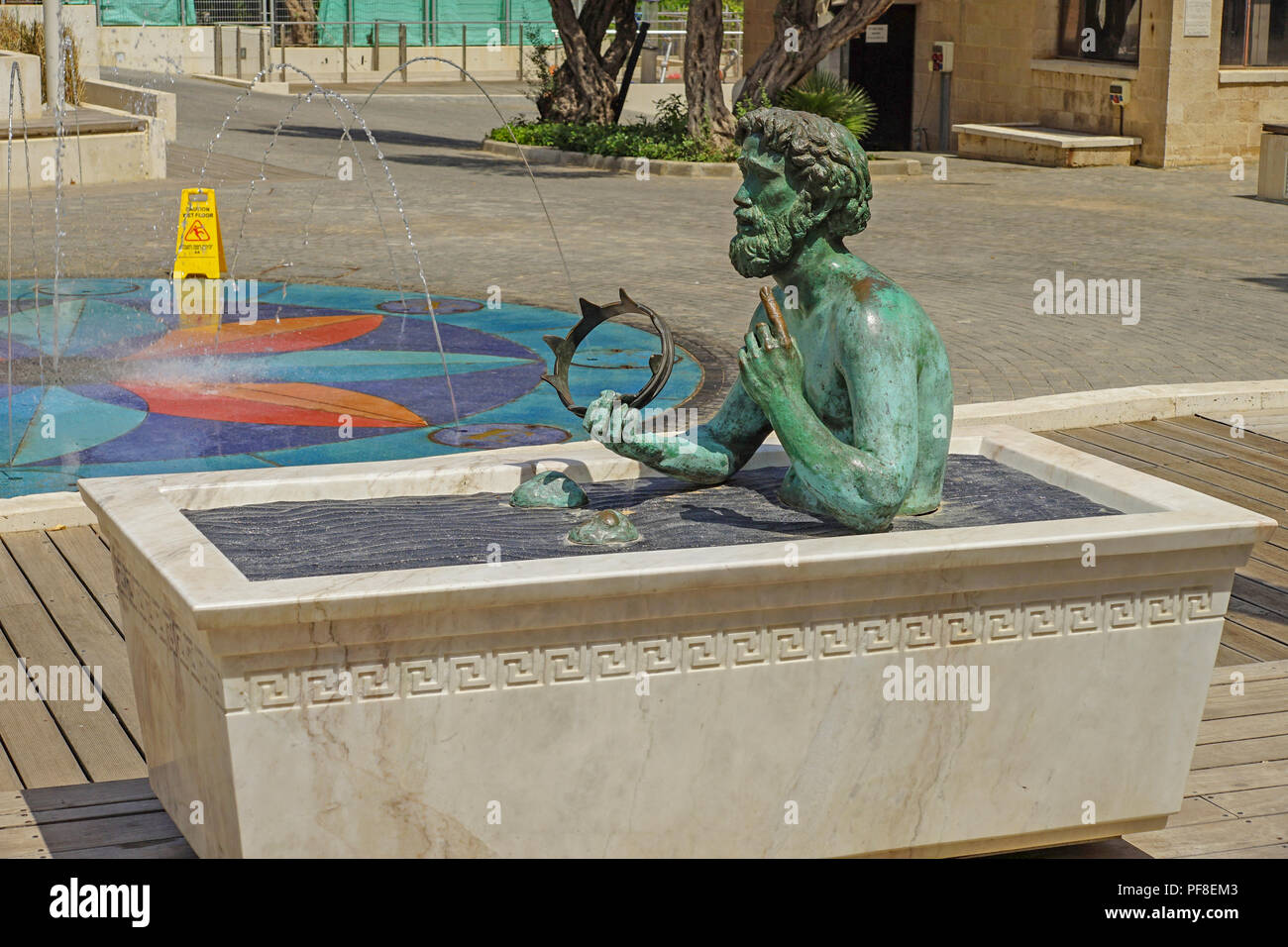 De Syracuse Archimède (c. 287 - c. 212 av. J.-C.) était un mathématicien grec, physicien, ingénieur, inventeur, et astronome. Ici représenté dans sa baignoire où Banque D'Images