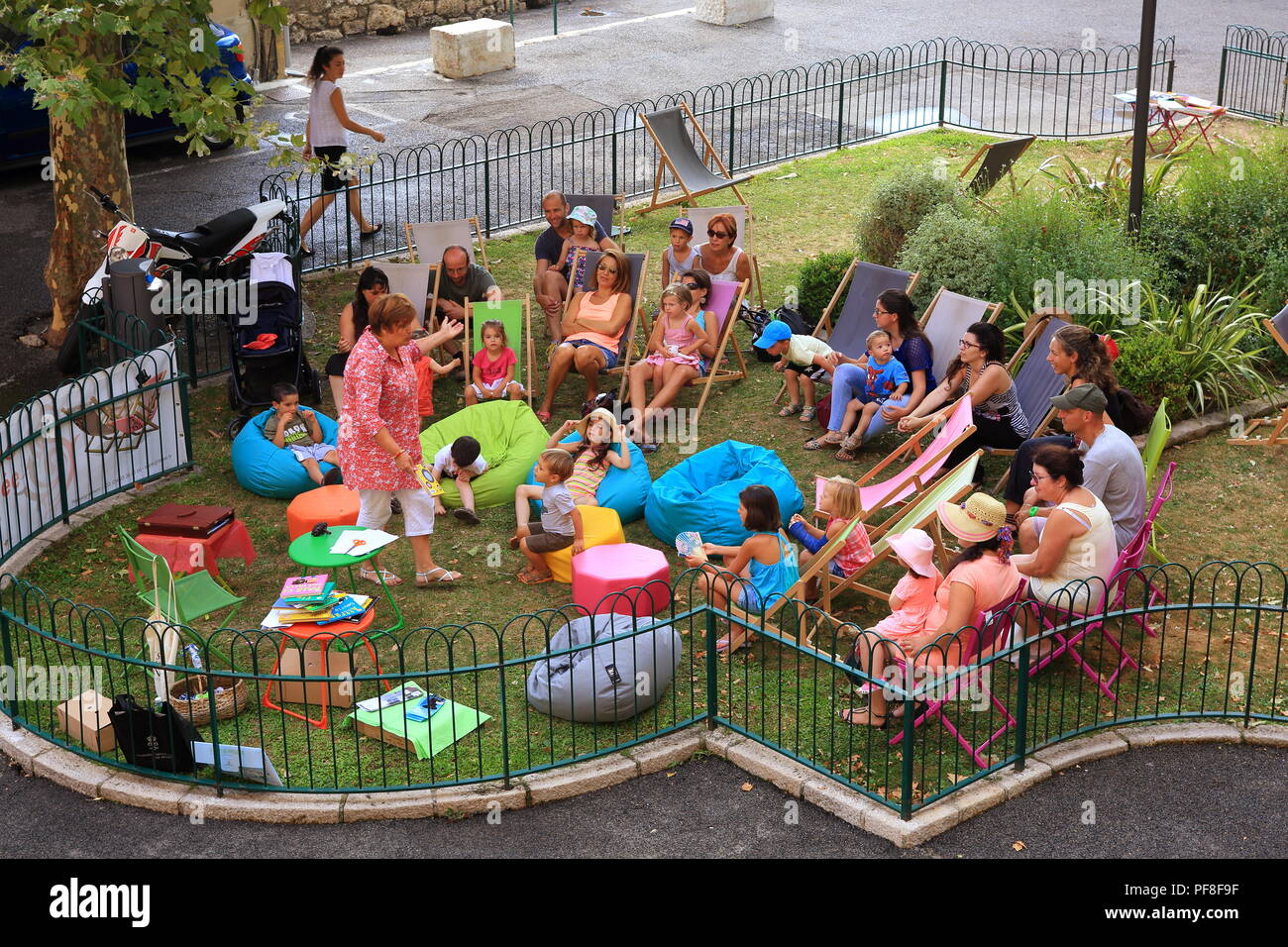 Parfumé sieste dans le vieille ville de Grasse, Alpes-Maritimes, 06, cote d'Azur, PACA Banque D'Images