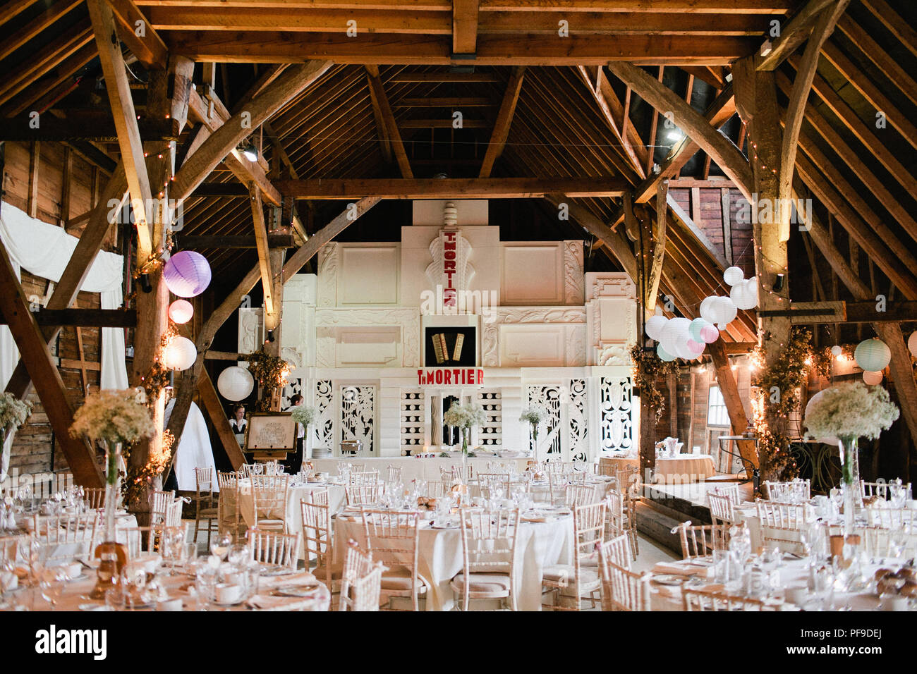 Petit-déjeuner de mariage dans la région de grange à Preston court lieu dans le kent uk Banque D'Images