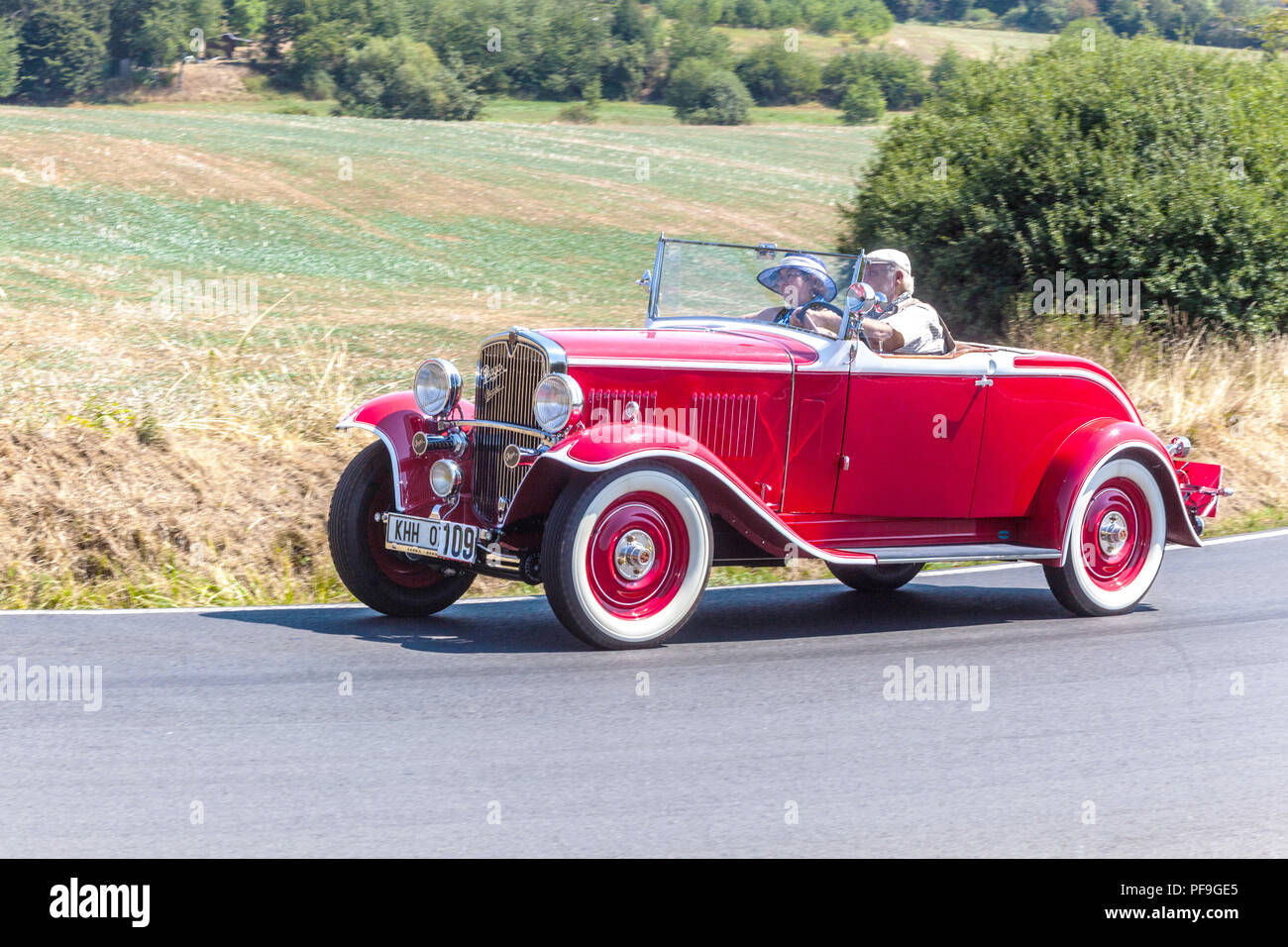 Praga Piccolo (1933), voiture Oldtimer sur une route rurale, République Tchèque Europe voiture d'époque Tchèque Banque D'Images