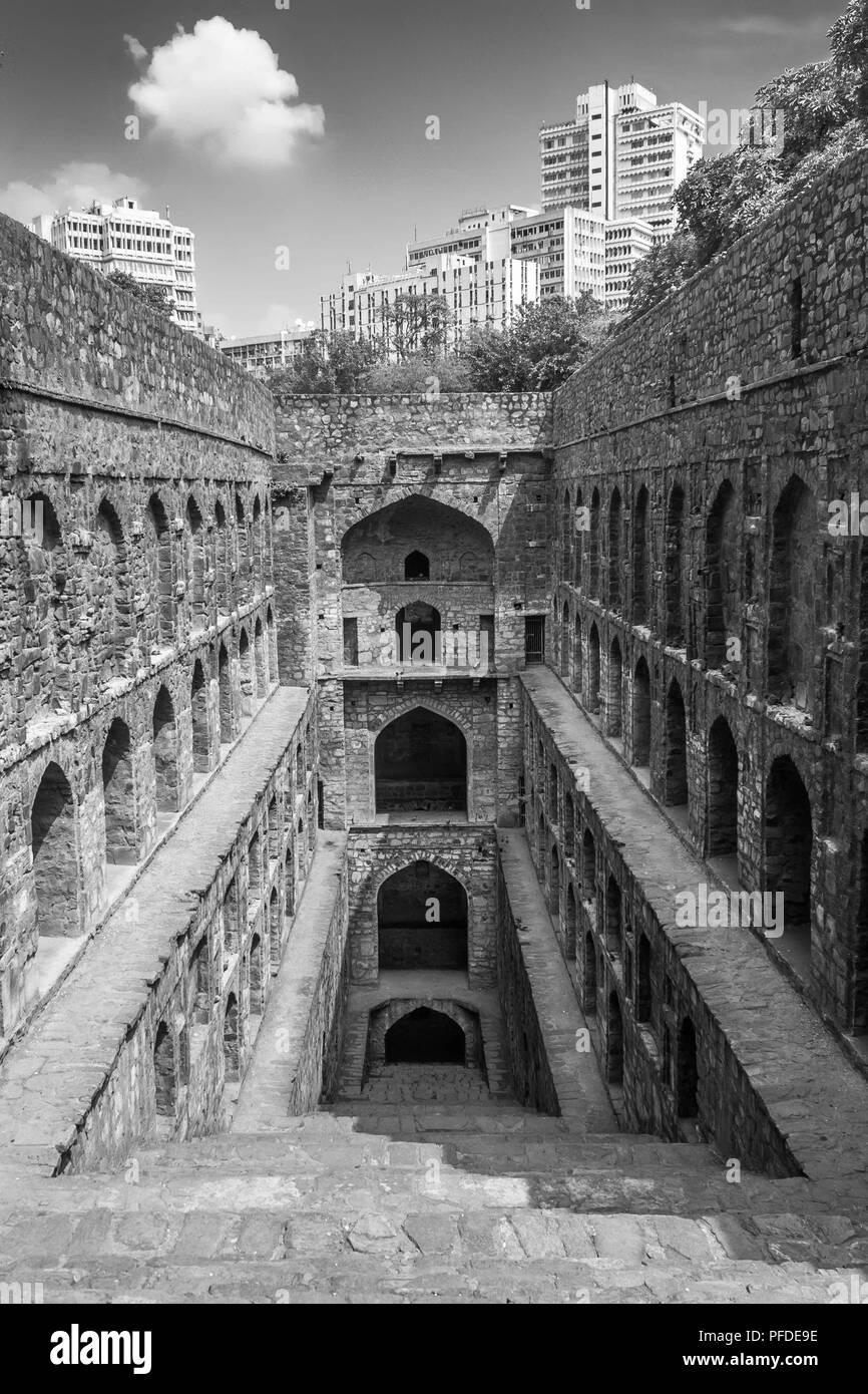 New Delhi , Inde- Septembre 10, 2014 Une vue Portrait d'Agrasen Ki Baoli Banque D'Images