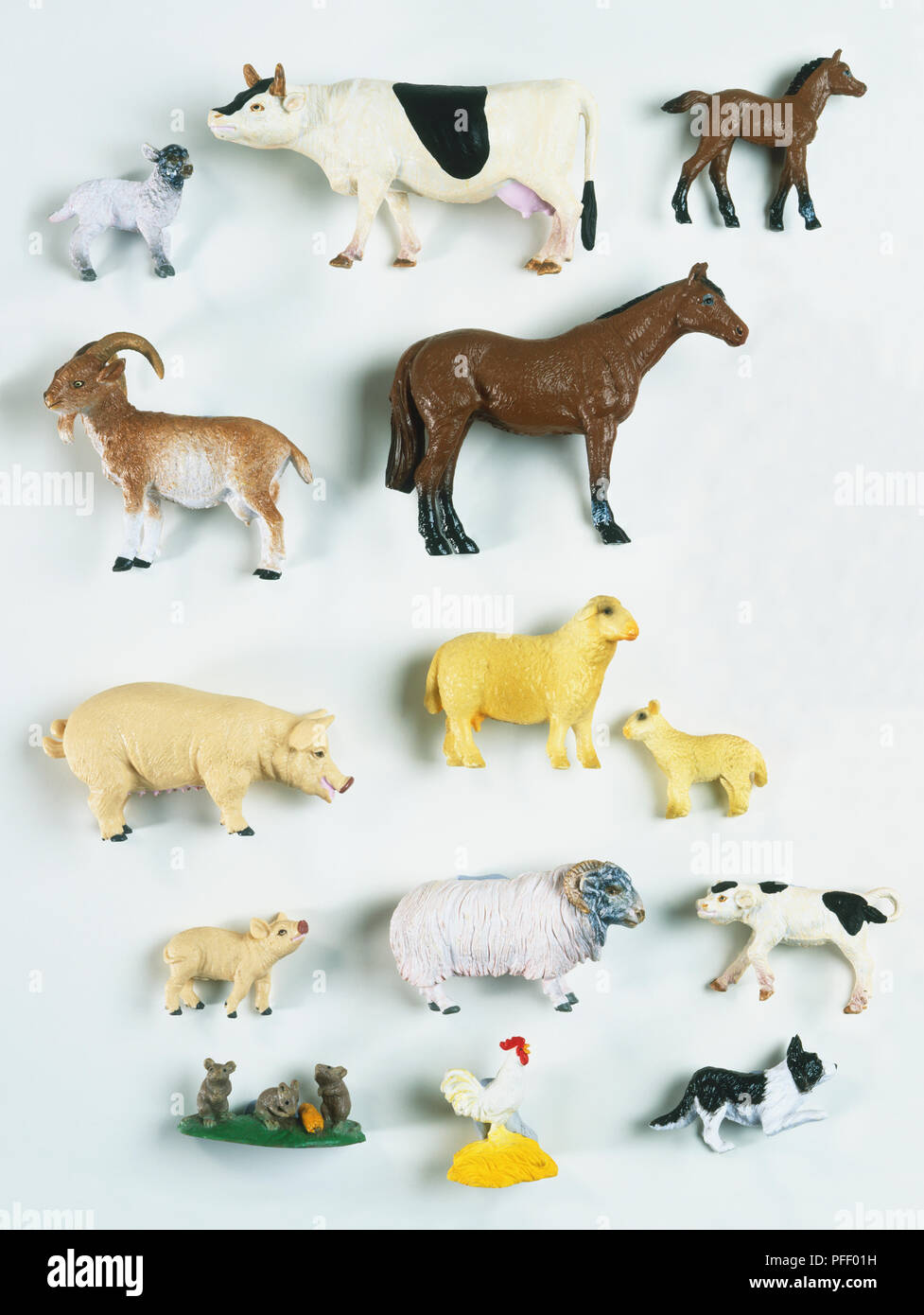 Les animaux de ferme en plastique Photo Stock - Alamy