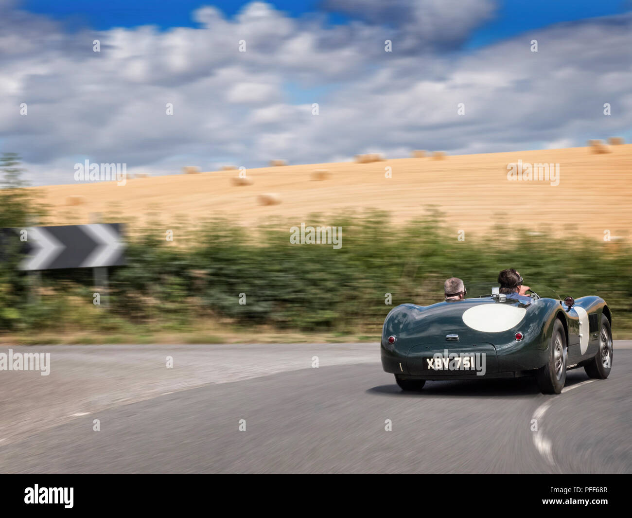 1950 Jaguar C Type.Les loisirs de la conduite sur route de campagne UK Banque D'Images
