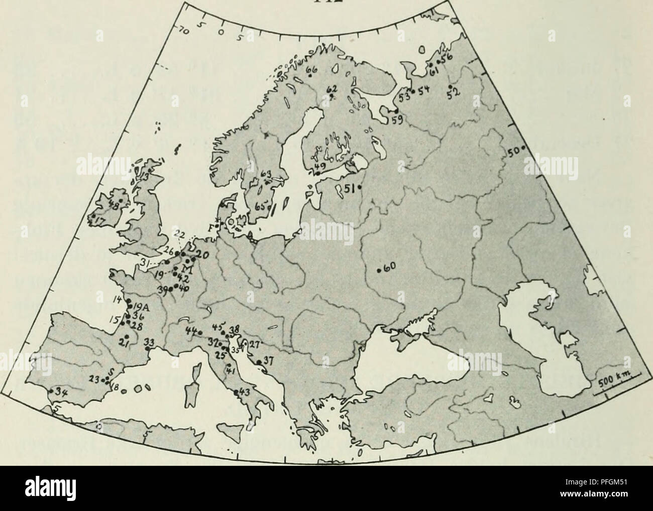 . Dansk ornithologisk forenings tidsskrift. Les oiseaux -- Périodiques ; Les oiseaux -- Danemark périodiques. 142. Billede 3. Med Kortskitse Angivelse hvorfra af de lieux, de maerkede spid- aender er meldt. (De opførte Numre er de samme som S. 118-138. Pour Tidsangivelserne Vedkommende- Rus er efter saakaldt "NY" altsaa Stil, samme Datum, som vi- une joie son i Danmark). ^ (Fanø og den lige overfor liggende Kyst af Jylland) : 1, 2, 3, 8, 9, 15, 20, 55, 57, 58. F (Frisiske Slesvigs Øer og andre Kyst) : 4, 5, 6, 7, 11, 64. M (Egne ved Maas) : 12, 16, 30, 46, 47. S (Soliana) : 10, 24, 29. * 1 x 1908 213 1909 Banque D'Images