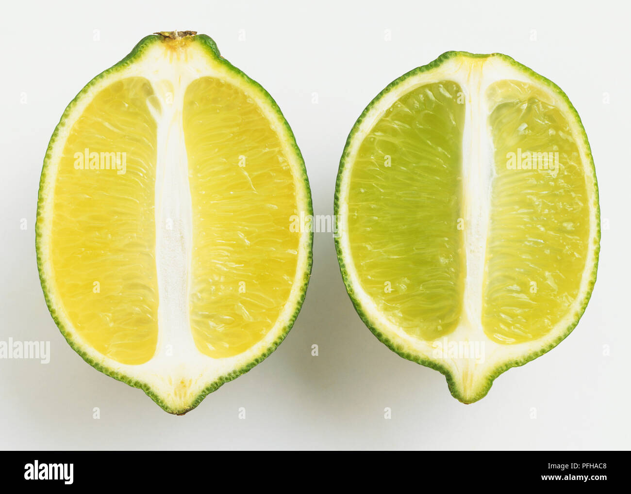 Citrus aurantifolia, chair d'autre d'une moitié de la Chaux Banque D'Images