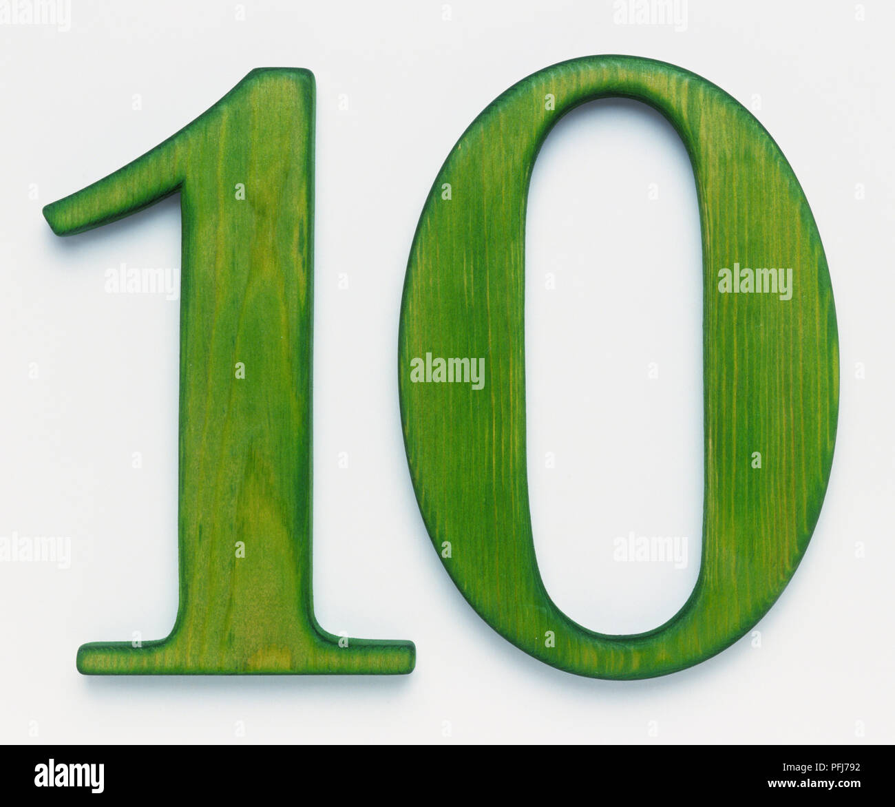 Numéro vert '10' réalisé à partir de bois. Banque D'Images