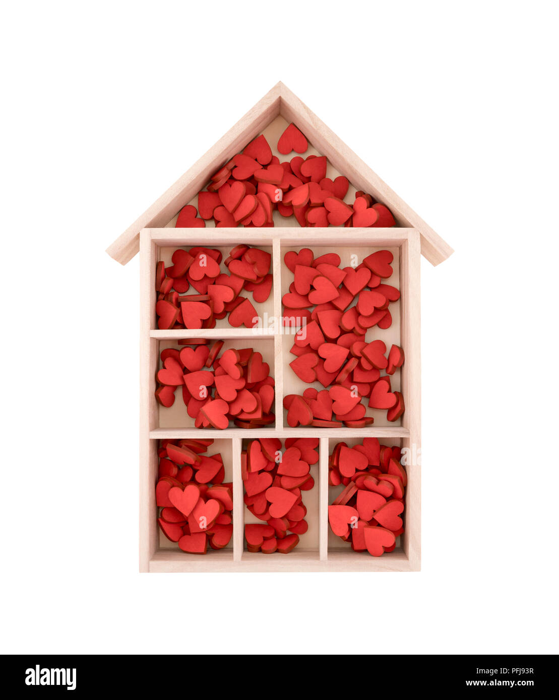 Maison en bois avec beaucoup de coeurs rouge isolé sur fond blanc Banque D'Images