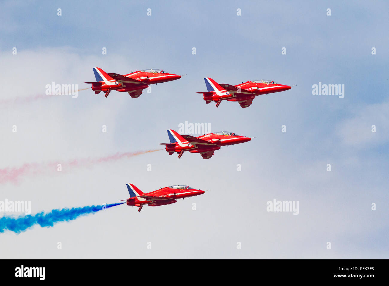 Les flèches rouges de la Royal Air Force l'affichage de la scène de l'équipe de voltige aérienne à Blackpool Banque D'Images