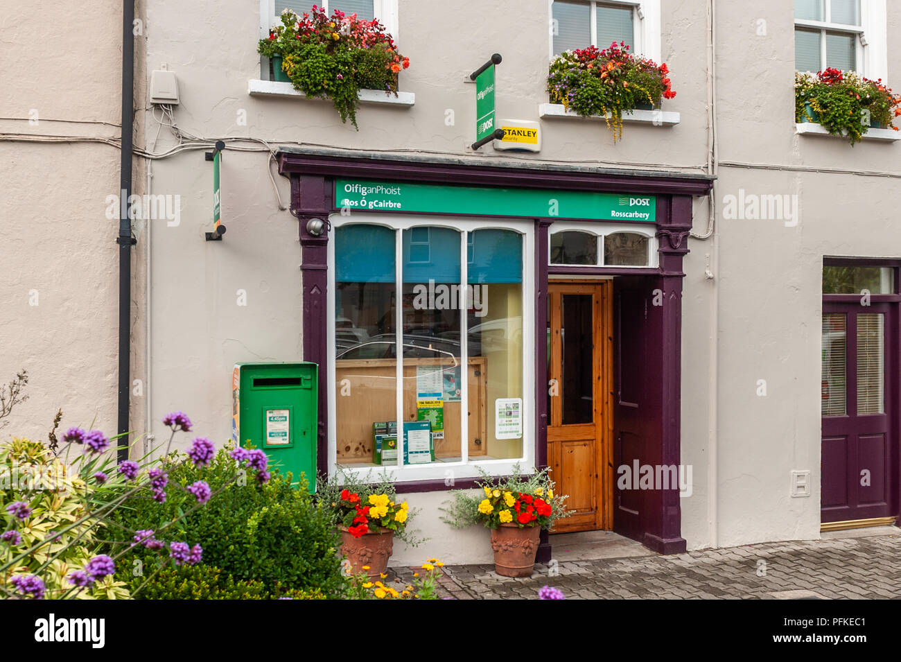 Publiez une Rosscarberry Rosscarberry, bureau de poste, à l'Ouest de Cork, Irlande. Banque D'Images