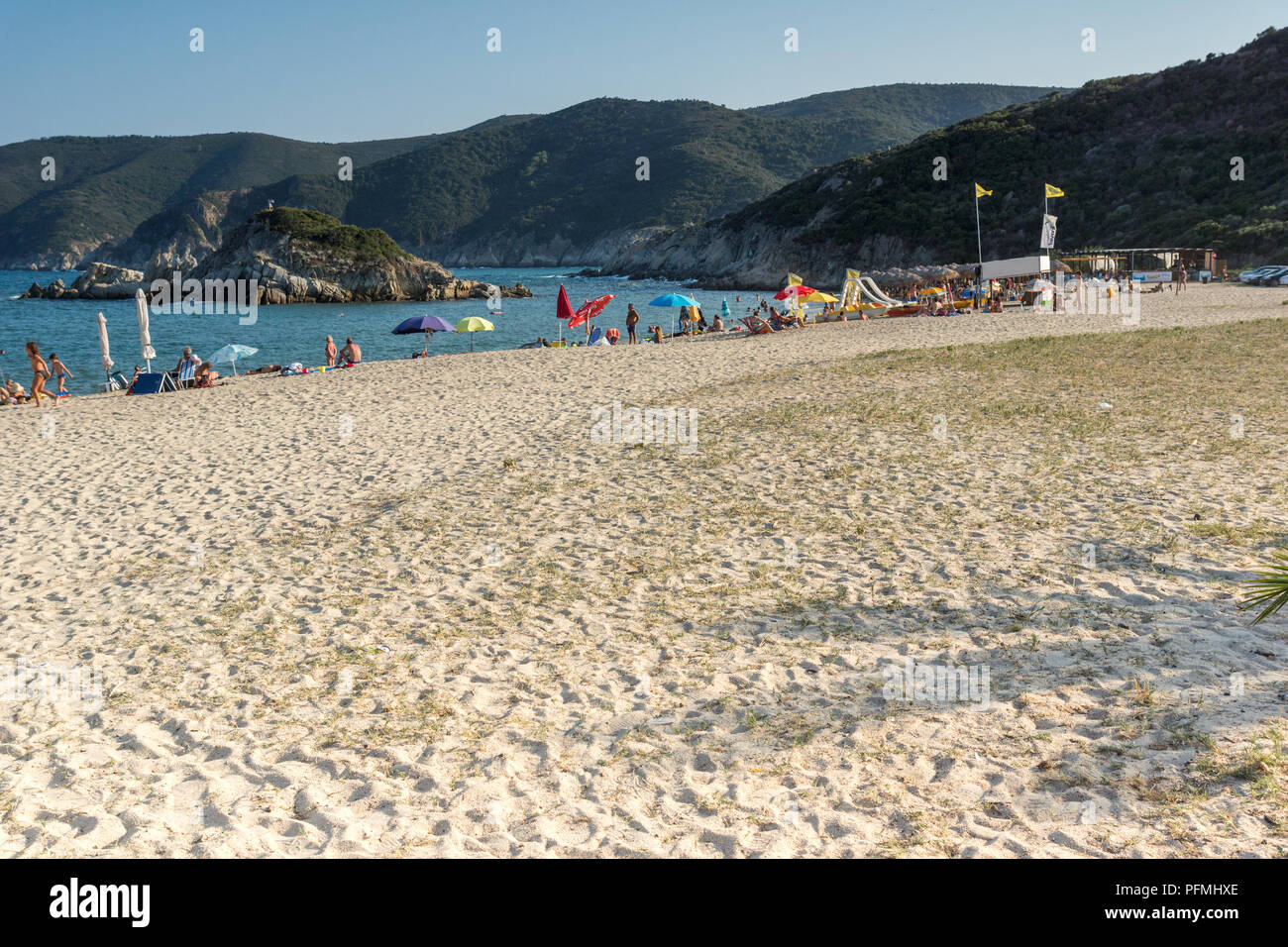 La Chalcidique, Macédoine Centrale, Grèce - 25 août 2014 : Seascape de Kalamitsi Beach à Chalkidiki, Macédoine Centrale, Grèce Banque D'Images