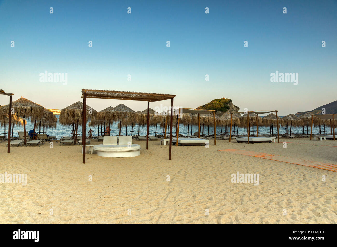 La Chalcidique, Macédoine Centrale, Grèce - 25 août 2014 : Seascape de Kalamitsi Beach à Chalkidiki, Macédoine Centrale, Grèce Banque D'Images