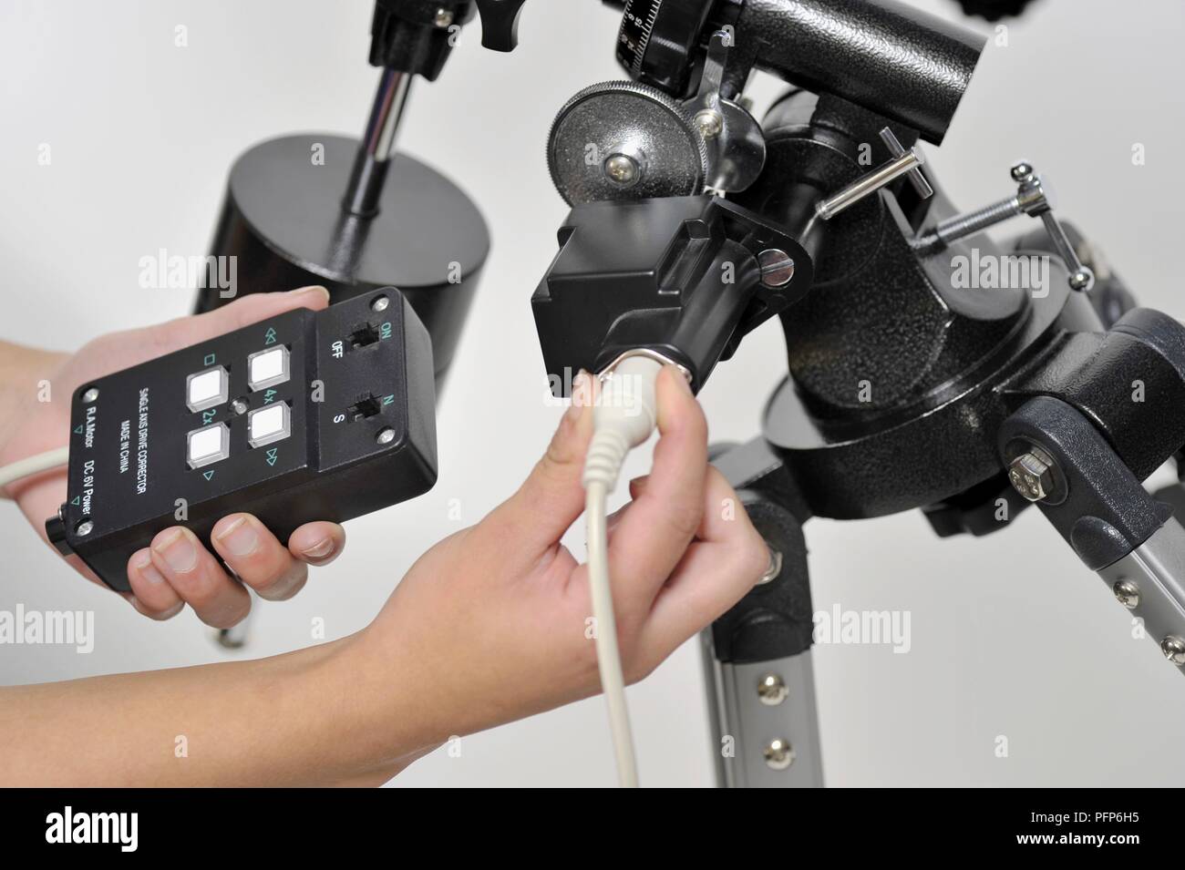 Mini double axe 11 harmonique montage équatorial support APP