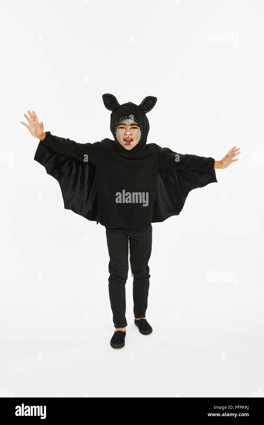 Enfant habillé comme une chauve-souris pour Halloween Banque D'Images