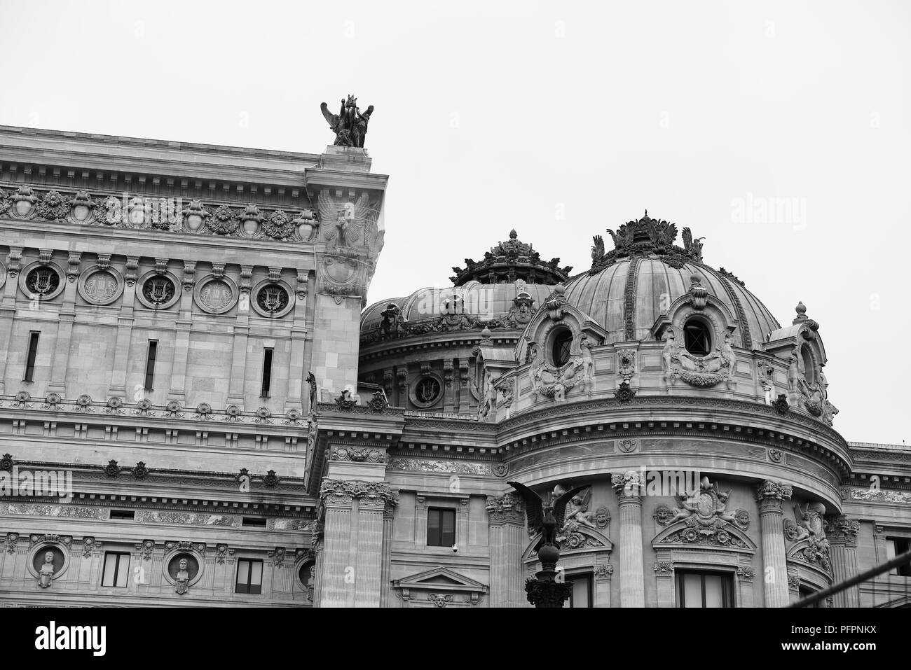 La photographie noir et blanc des monuments de Paris France Banque D'Images