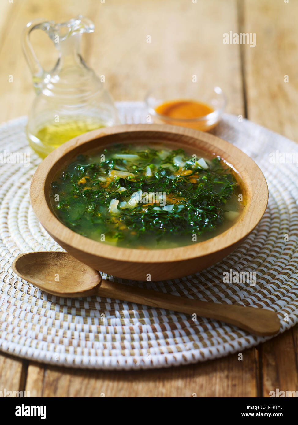 Caldo verde, soupe de légumes portugais Banque D'Images