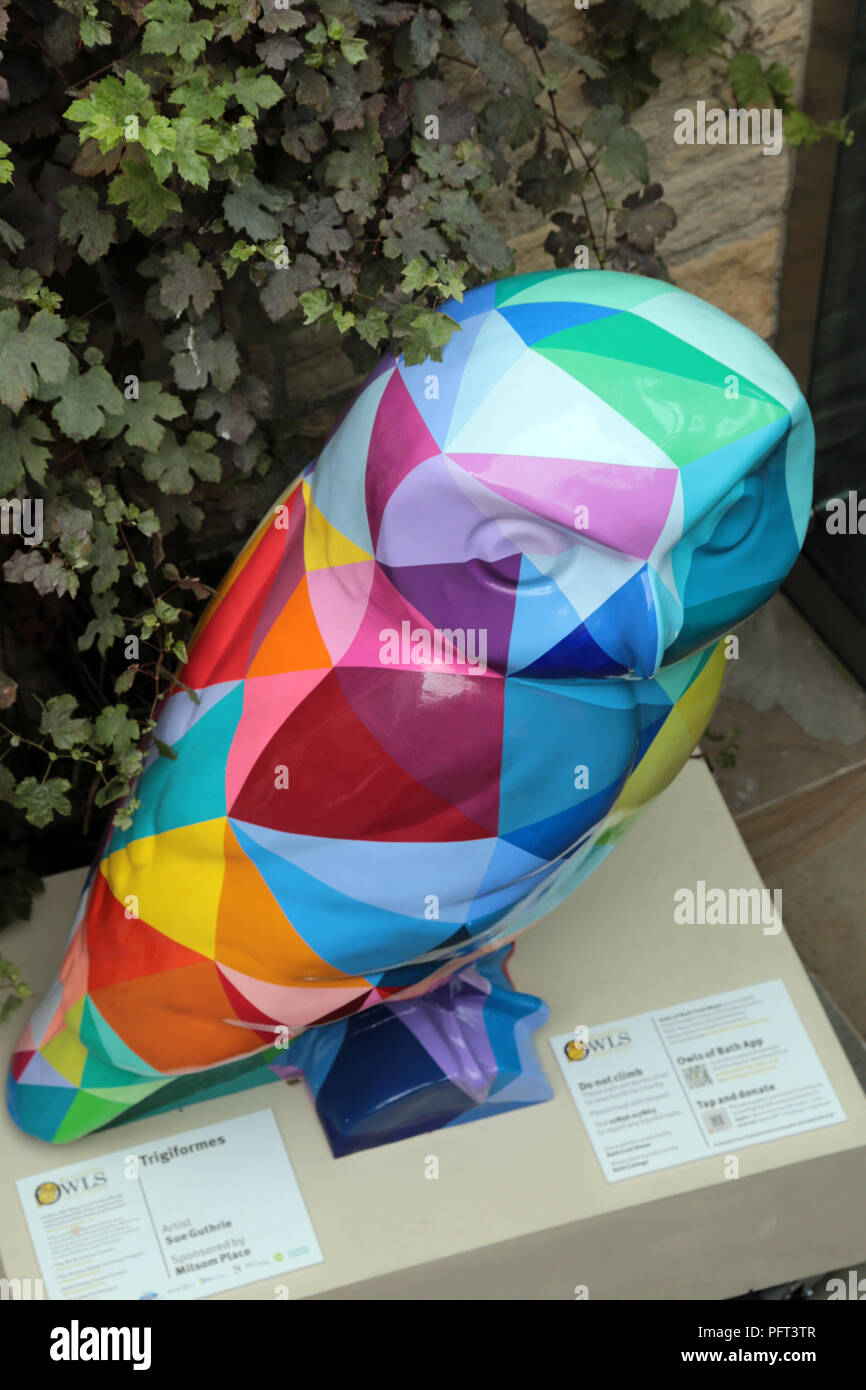 Trigiformes statue hibou dans Milsom, England UK Somerset Bath Spa Banque D'Images