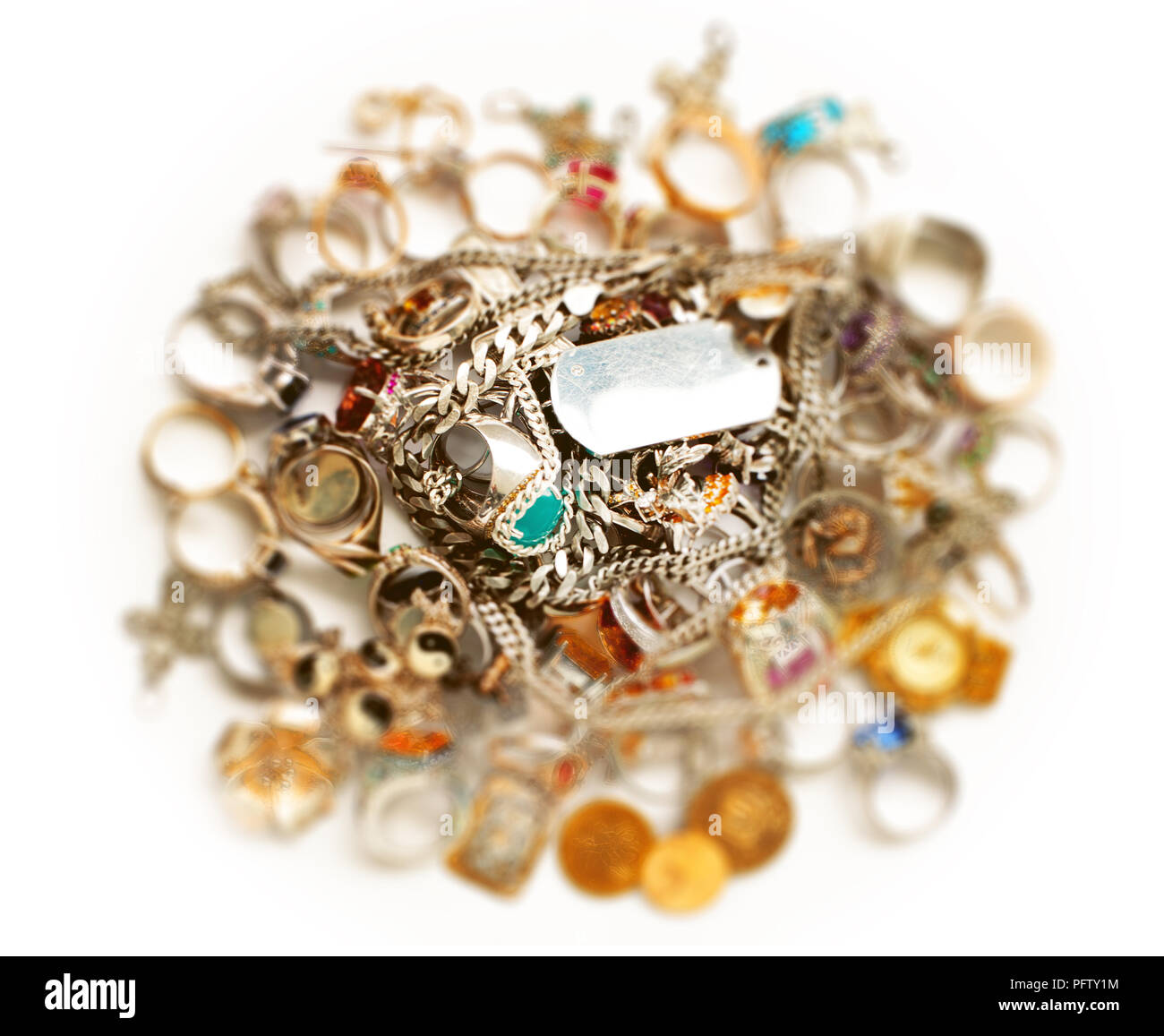 Bijoux en platine et or, macro Banque D'Images