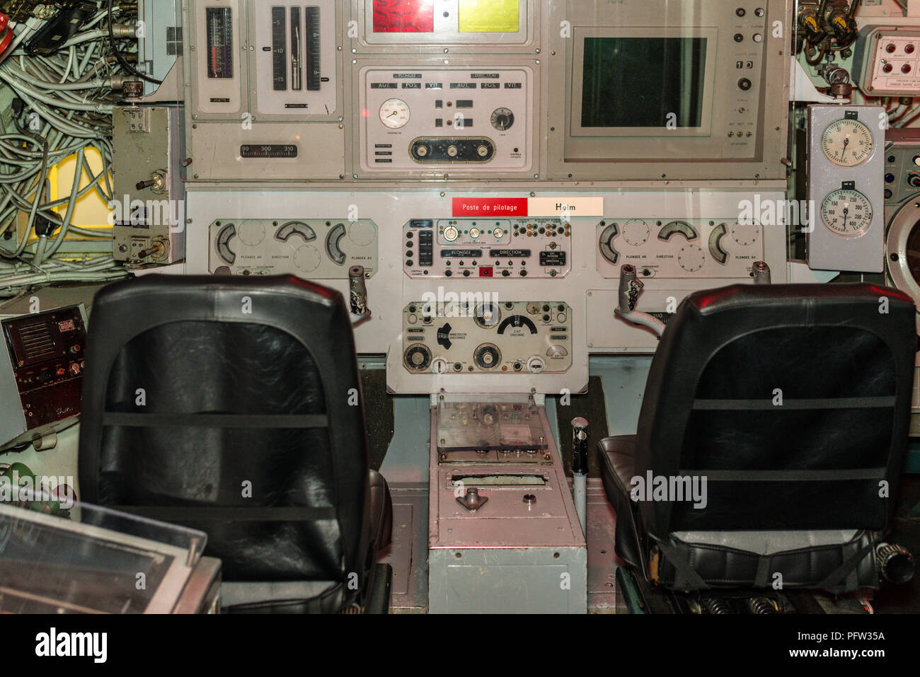 Cherbourg-Octeville, France - 22 mai 2017 : voir l'intérieur de la cabine de pilotage du sous-marin nucléaire Le Redoutable de la marine française dans la "Cité de la Banque D'Images