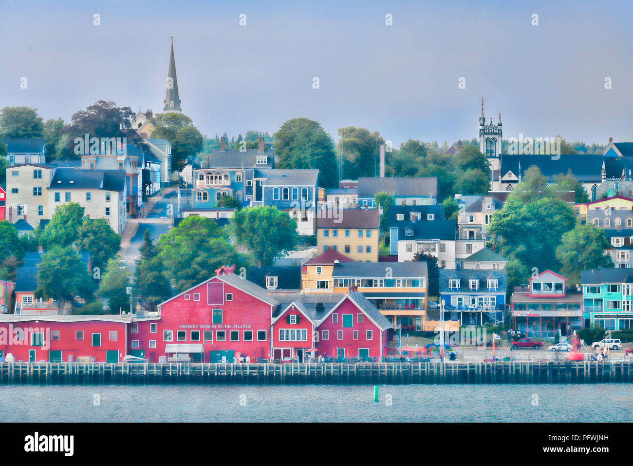 Lunenburg waterfront et du centre-ville de partout dans le port de Lunenburg LUNENBURG, Nouvelle-Écosse Banque D'Images