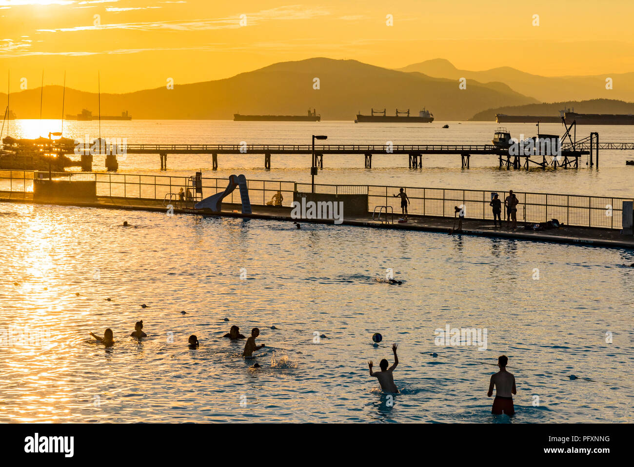 Une piscine d'eau salée, la plage de Kitsilano, Kitsilano, Vancouver, British Columbia, Canada Banque D'Images