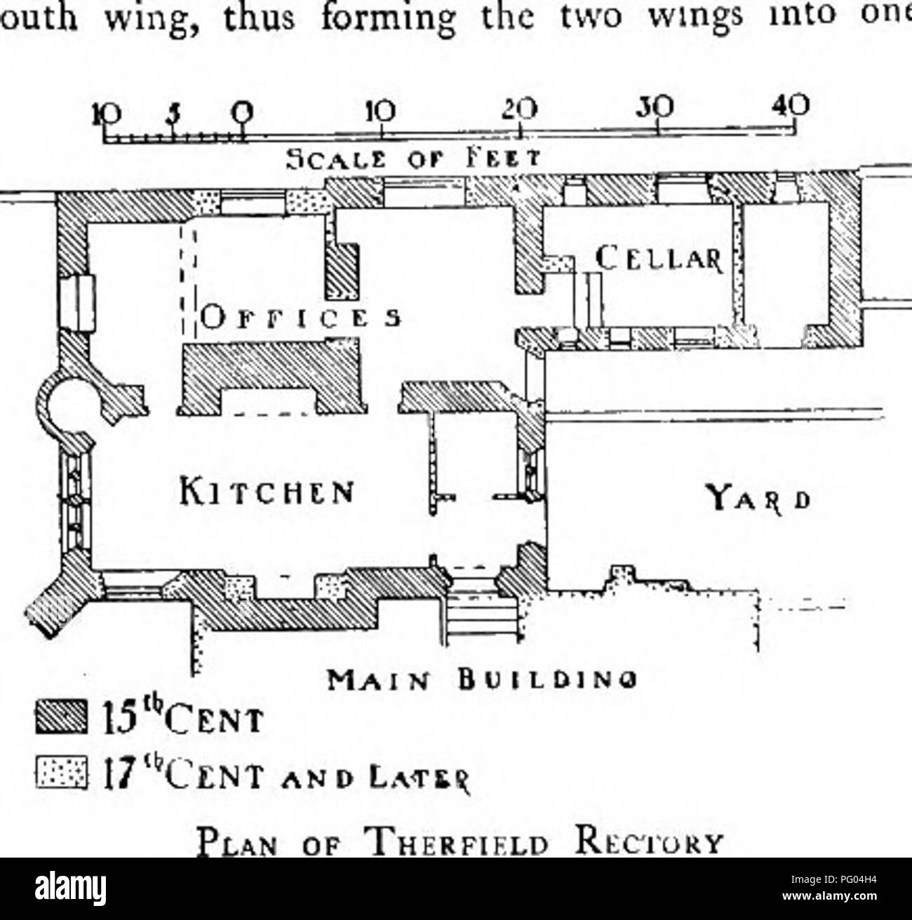 . L'histoire de Victoria le comté d'Hertford. L'histoire naturelle. ODSEY CENTAINES )rth wing a été retiré, et un faisceau mis en d'effectuer ie mur au-dessus, et le mur est continué à l'aile mth, donc. THERFIELD au-dessus de l'aile nord est une petite pièce aménagée comme une chapelle, avec des traces d'une fenêtre dans le mur est, maintenant partiellement bloquée et occupée par une fenêtre à guillotine. Dans le mur nord a deux siècle isth windows, l'un des deux feux, l'autre une lumière unique, aujourd'hui bloqué. La chapelle est bordée de bolection chêne lambris moulés de la la porte de la chambre voisine c'était partie de la 17e 100 Banque D'Images