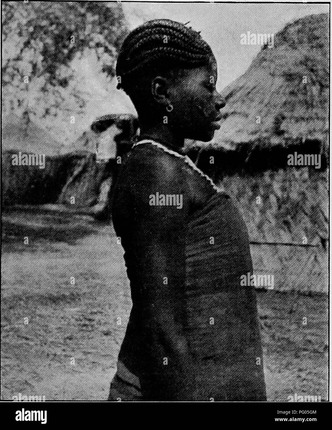 Cet extrait de l’expédition Alexander-Gosling documente un voyage africain, discutant de la santé des explorateurs, de la ville Baghirmi de Lafana, et de sa direction unique sous une Sultana, la seule femme dirigeante rencontrée lors de l’expédition. Le récit comprend également des descriptions de la région et des personnes rencontrées lors de l'exploration. Banque D'Images