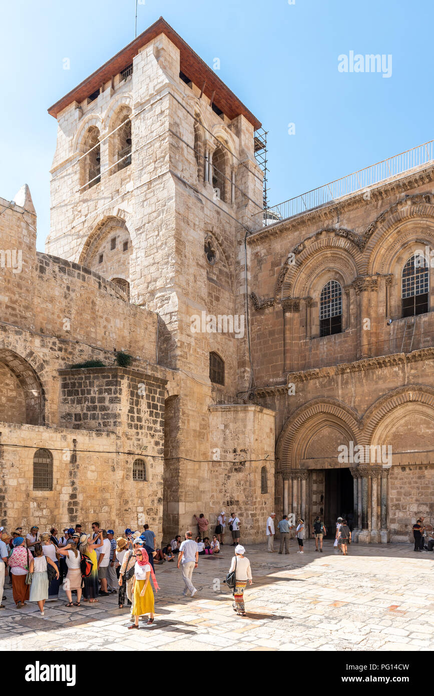 Jérusalem, Israël - 16 août 2018 : Entrée de l'église du Saint Sépulcre Banque D'Images