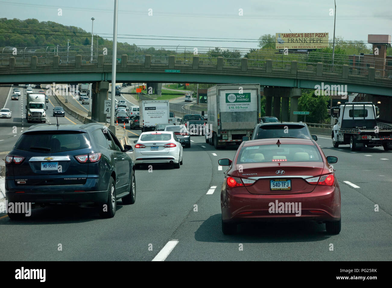 Une Interstate highway aux Etats-Unis je84 Connecticut Banque D'Images