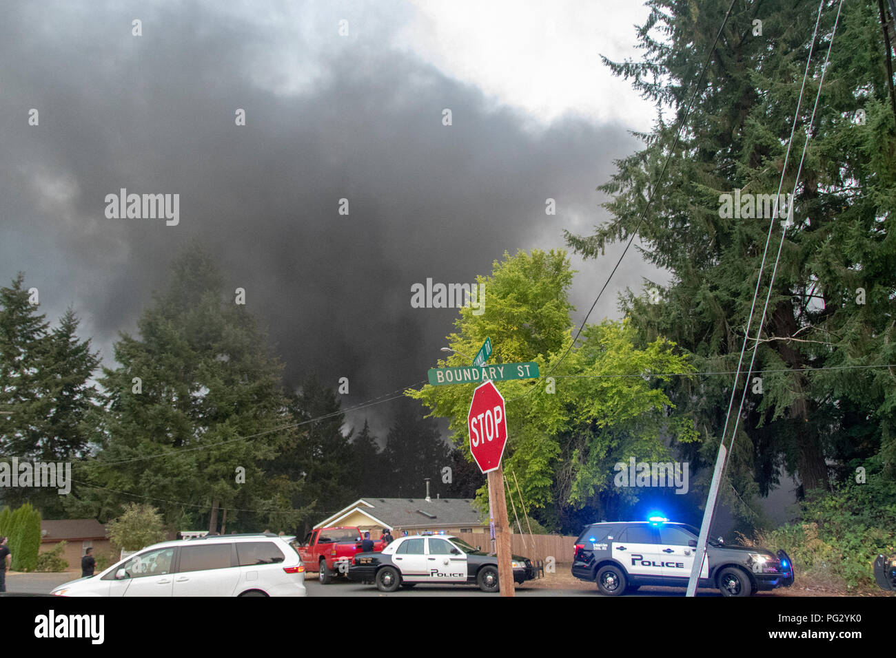 Shelton, Washington, USA. Août 22, 2018. COLLISION DE MILL CREEK FIRE Shelton Washington USA Haz Mat Crédit situation : Shawna Whelan/Alamy Live News Banque D'Images