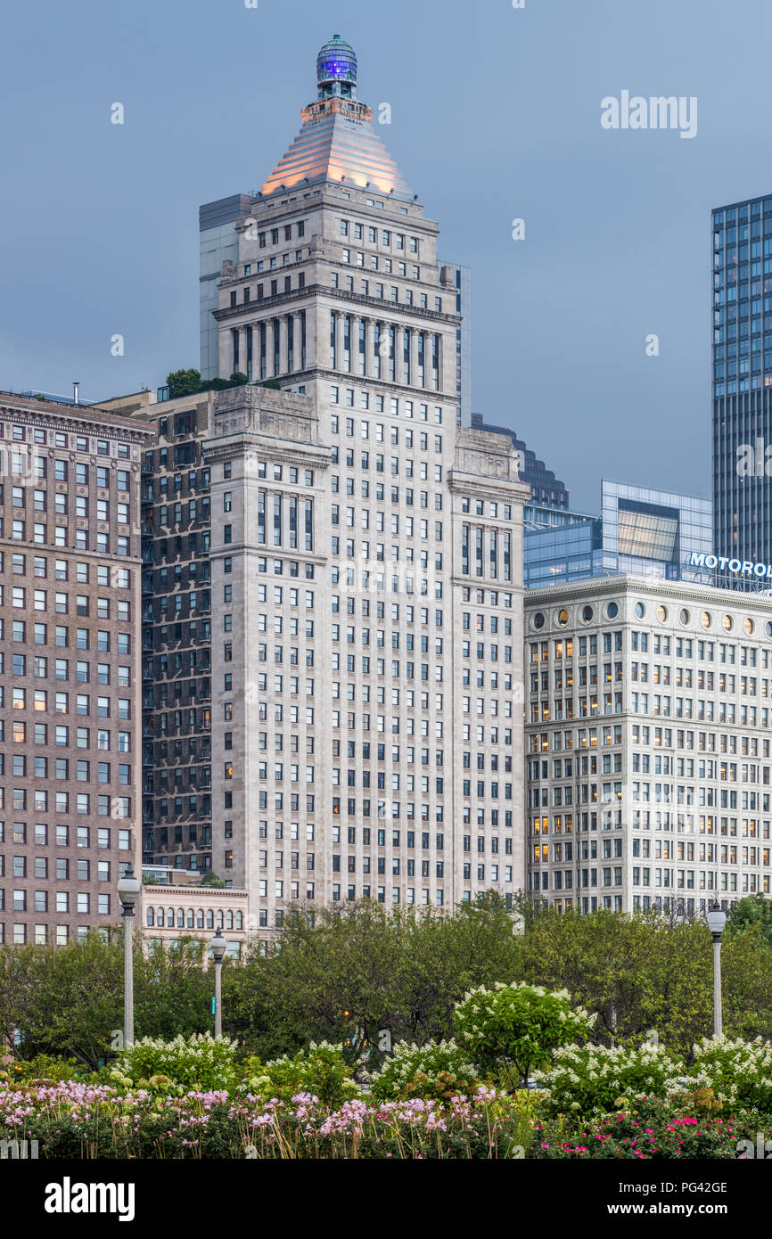 Bâtiments sur Michigan Avenue dans le centre-ville de Chicago. Banque D'Images